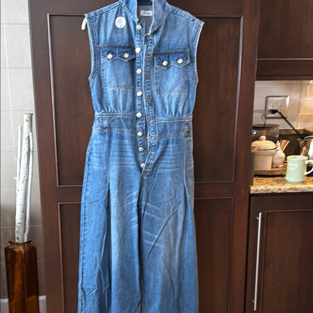 Bluivy Denim Button-Up jumpsuit